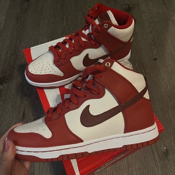 Nike Dunk High 70 - Picture 9 of 10